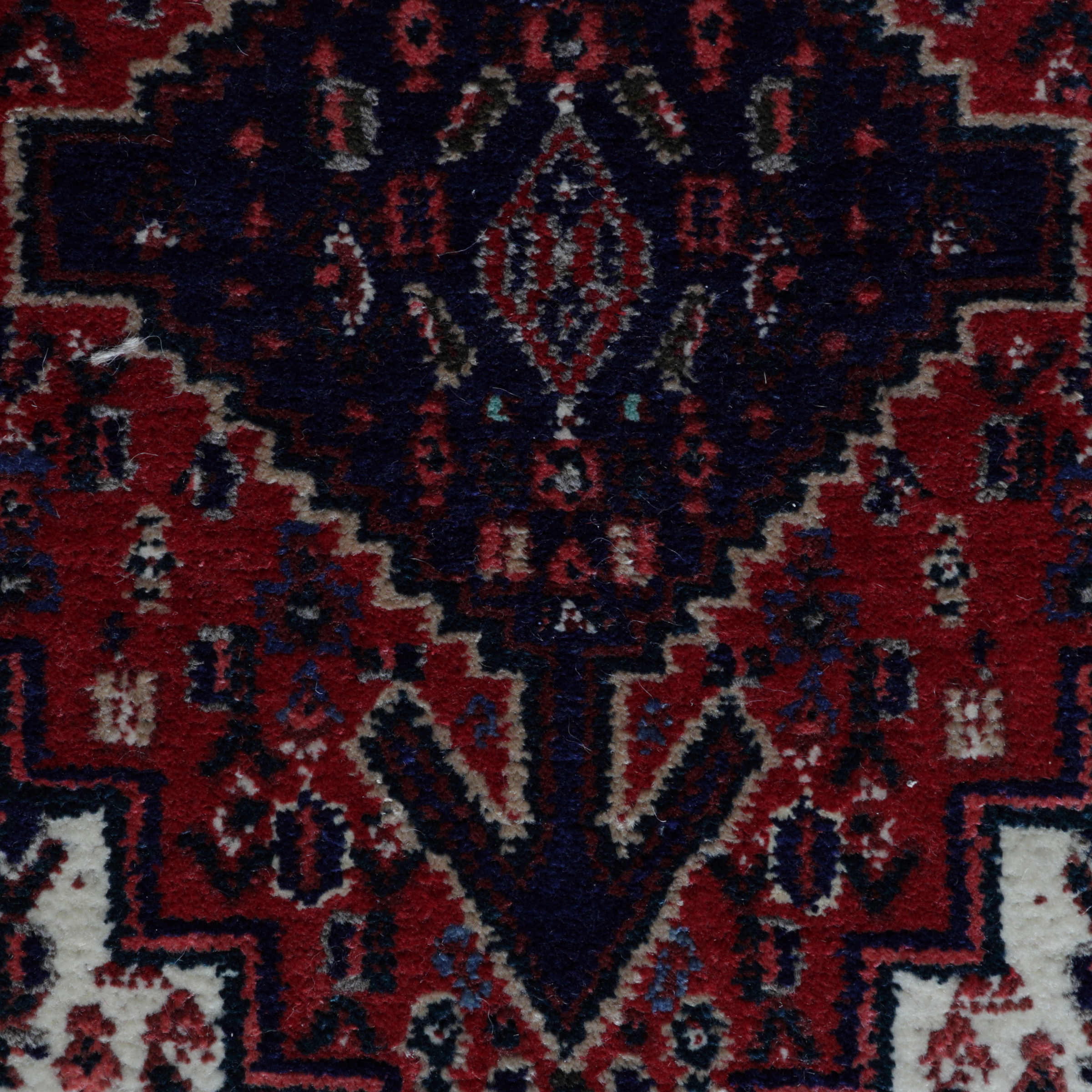 Persischer Senneh, handgeknüpfter Nomadenteppich aus Schurwolle, rot/mehrfarbig, Detailansicht