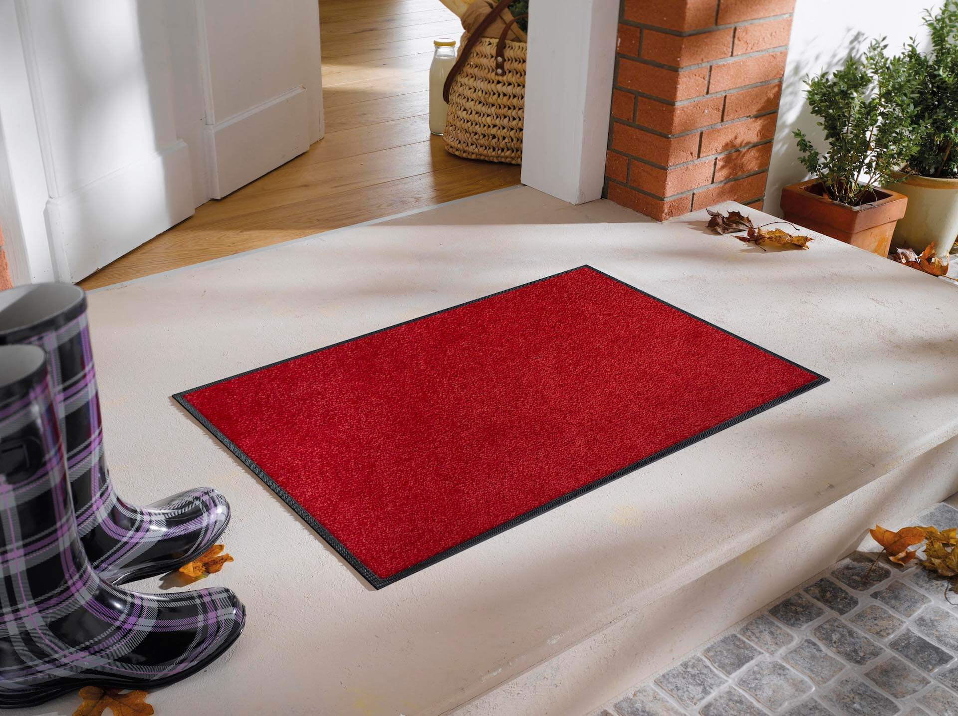 Fußmatte uni Regal Red, Wash & Dry Monocolour, 060 x 090 cm, Milieubild
