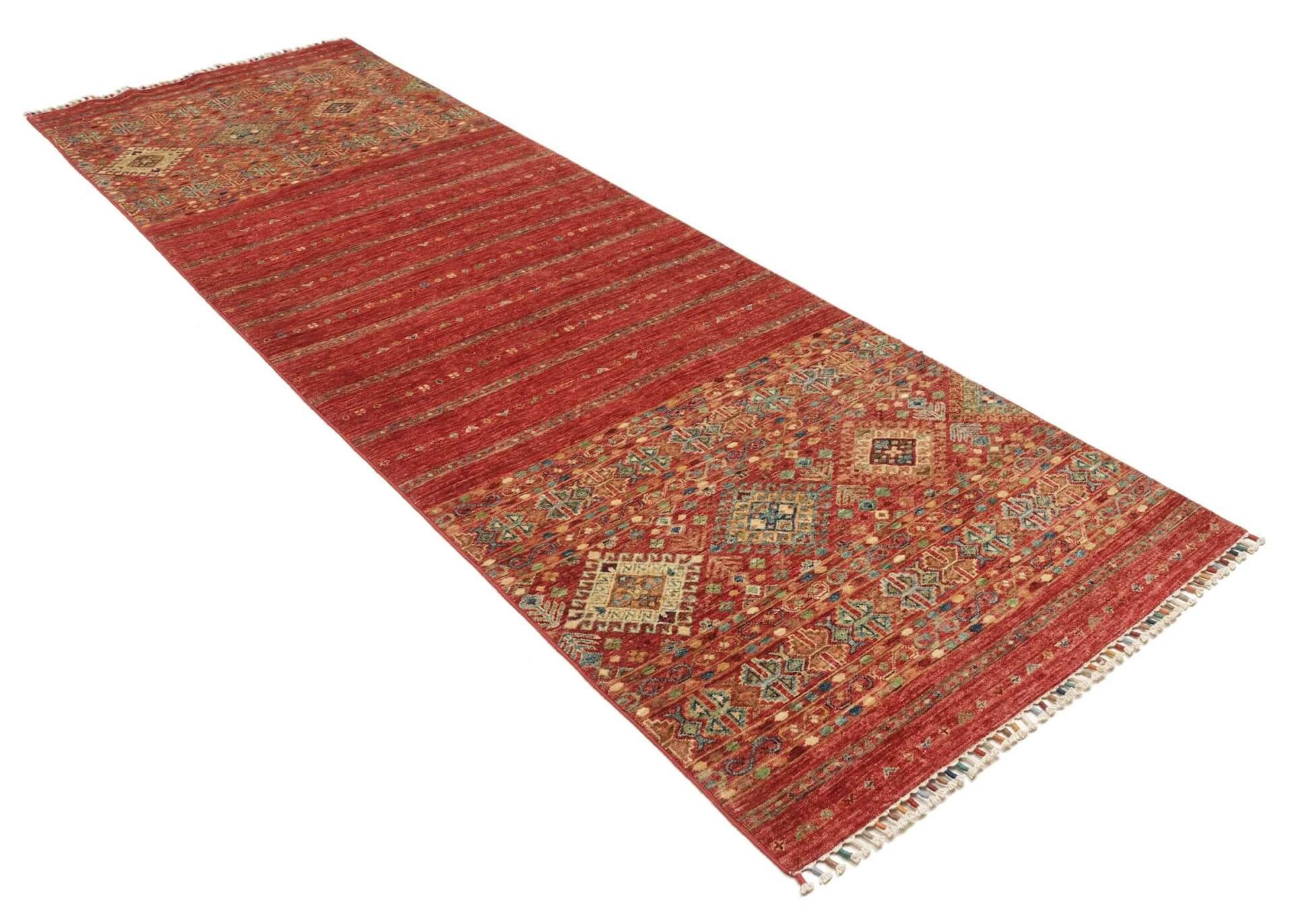 Afghanteppich Rubin Runner Red, Schurwolle, handgeknüpft, 094 x 296 cm, rot, Schrägansicht