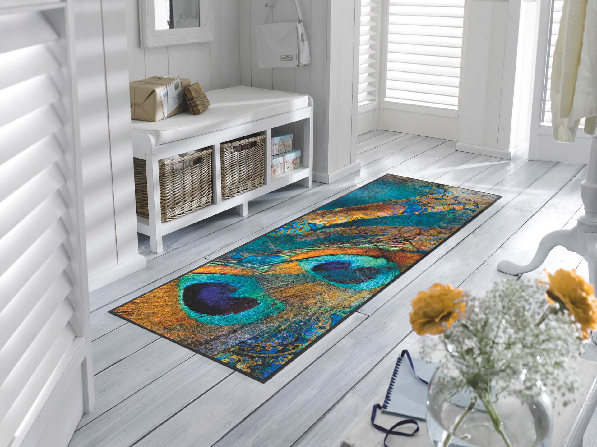 Fußmatte Exotic Pavo, Wash & Dry Interior Design, mehrfarbig, 60 x 180 cm, Interieurbild