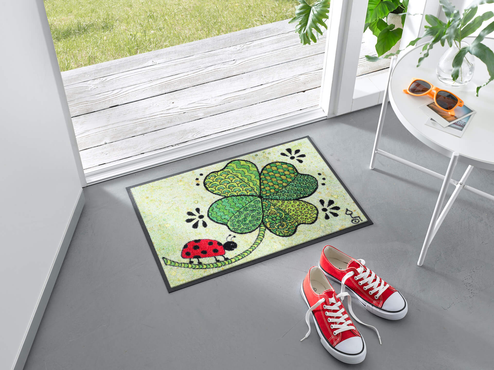 Fußmatte "Glück auf allen Wegen", Rollin' Art Design, wash & dry Kollektion, 40 x 60 cm, Milieubild