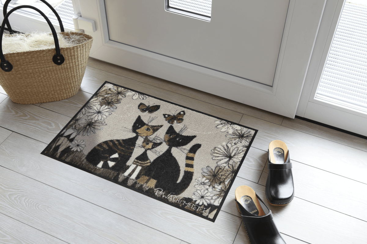 Fußmatte Gatti con Fiori, Rosina Wachtmeister Lifestyle, 050 x 075 cm, Milieubild