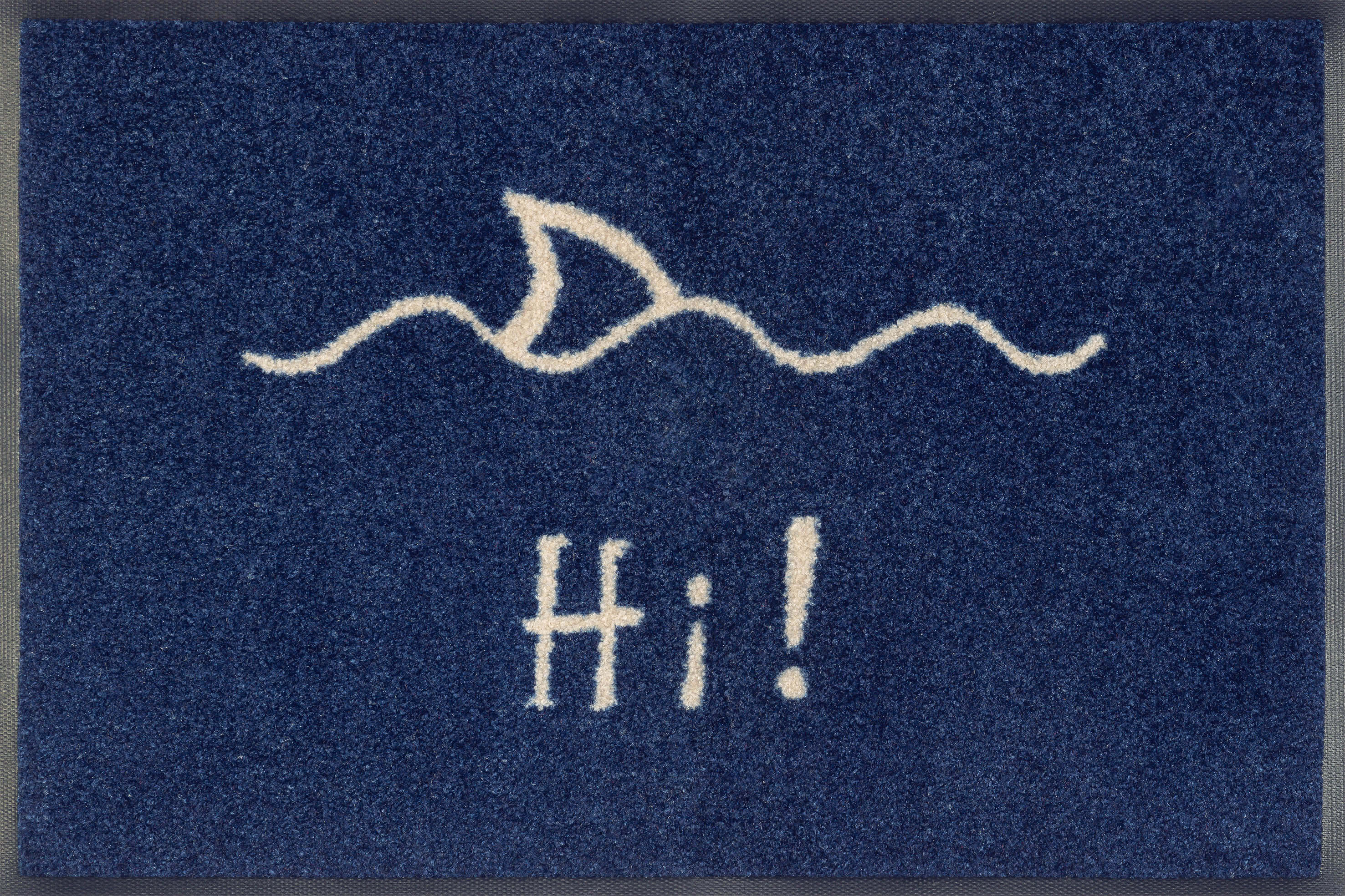 Fußmatte Hi!, Wash & Dry Design Haifischflosse, 040 x 060 cm, Draufsicht
